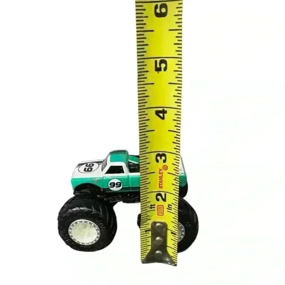 Monster Jam Hot Wheels Monster Truck: Die Cast Pure Muscle Truck - Picture 6 of 7